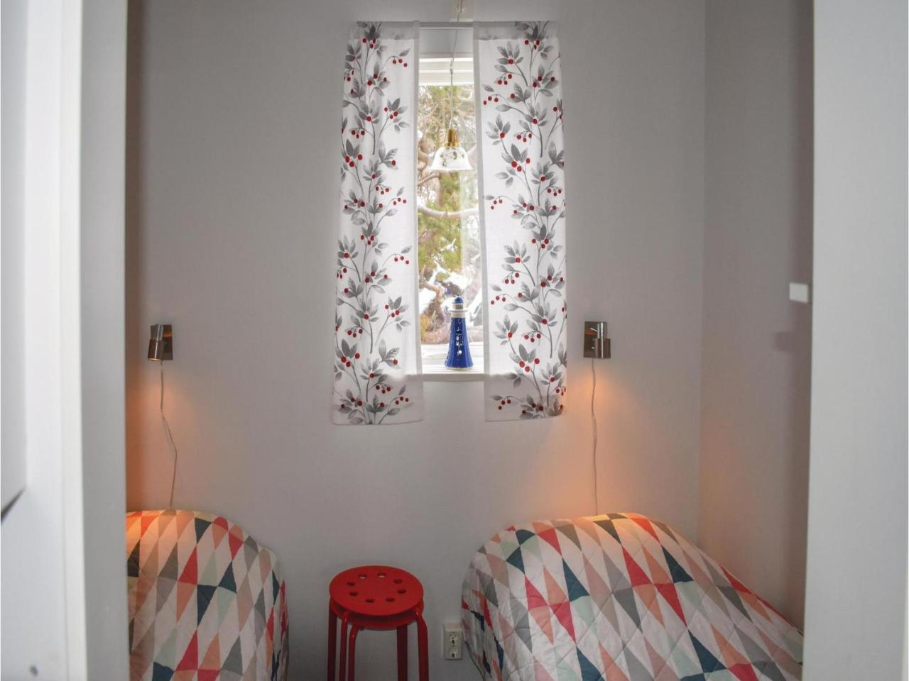 1 Bedroom Stunning Home In Vrangoe エクステリア 写真